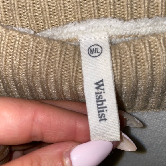 Color Block Sweater - Picture 3 of 4